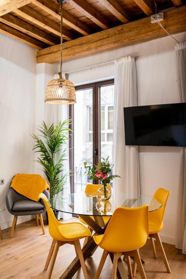 Wekey Homes Granada, Mesones Central Suites Екстер'єр фото