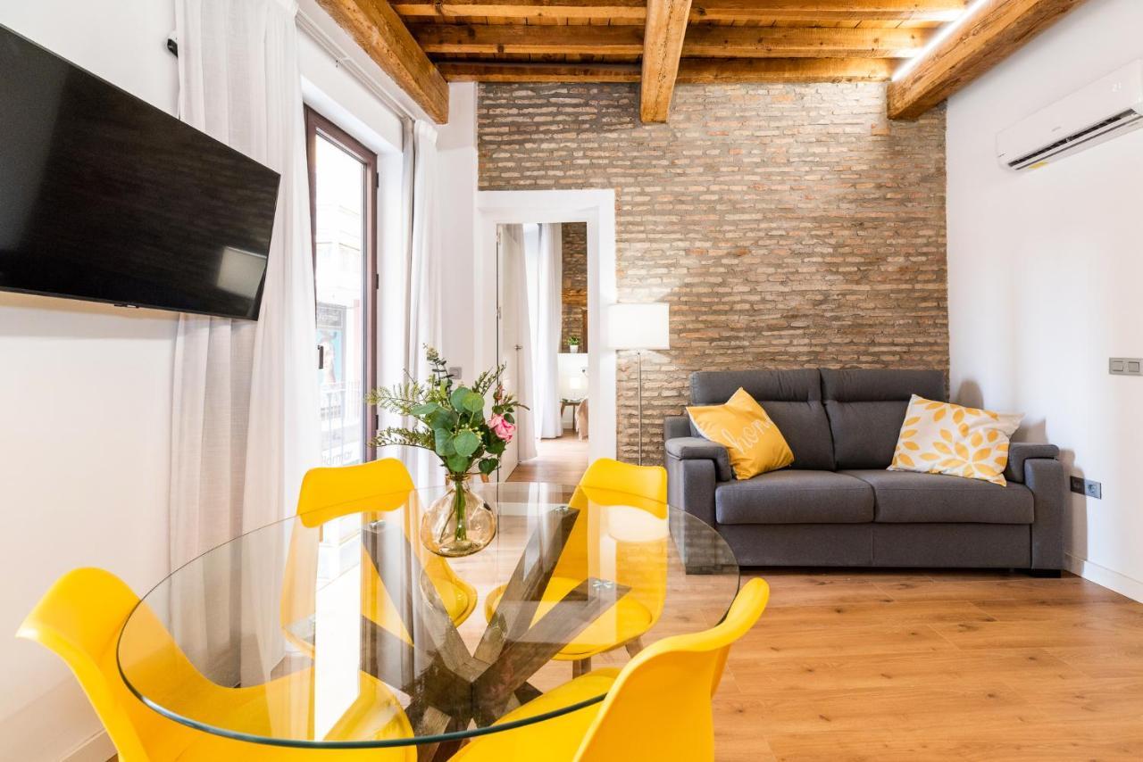 Wekey Homes Granada, Mesones Central Suites Екстер'єр фото