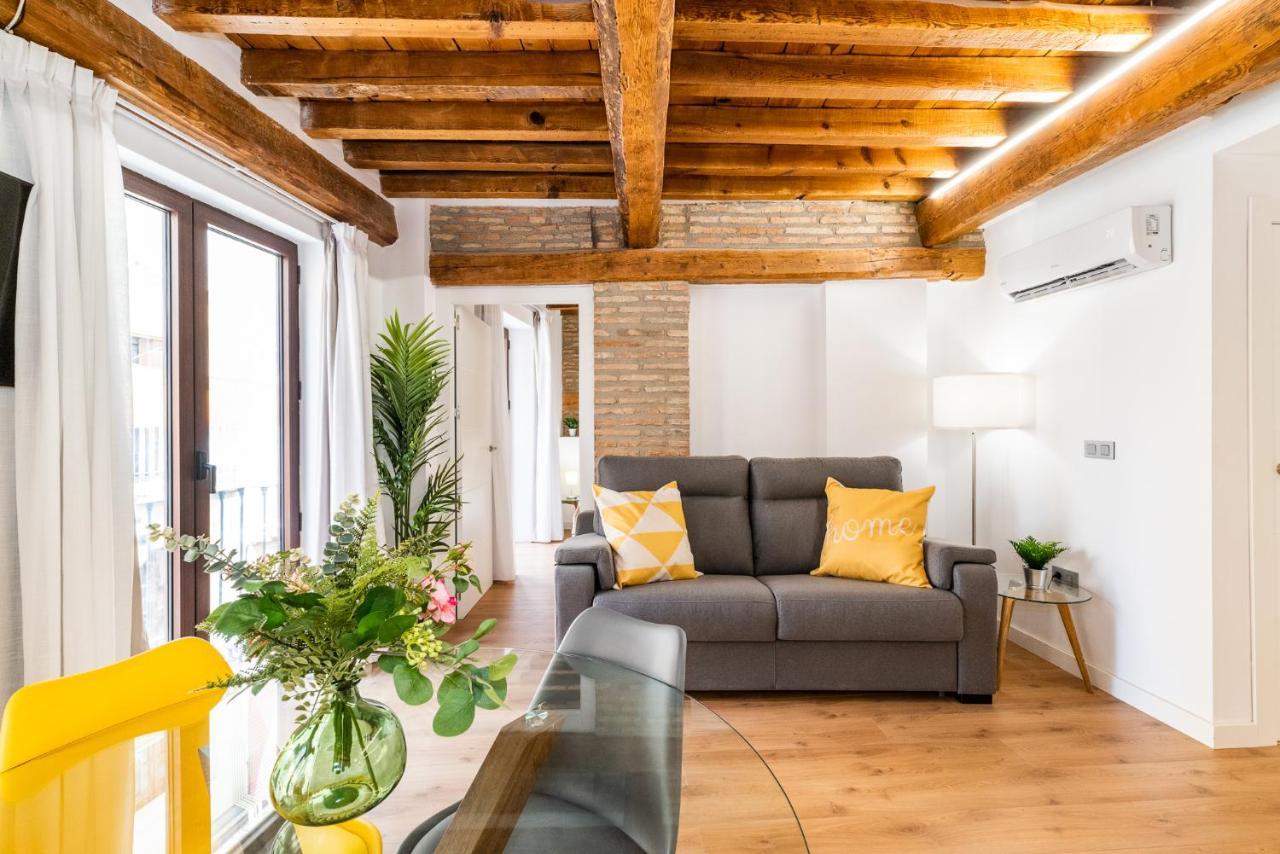 Wekey Homes Granada, Mesones Central Suites Екстер'єр фото