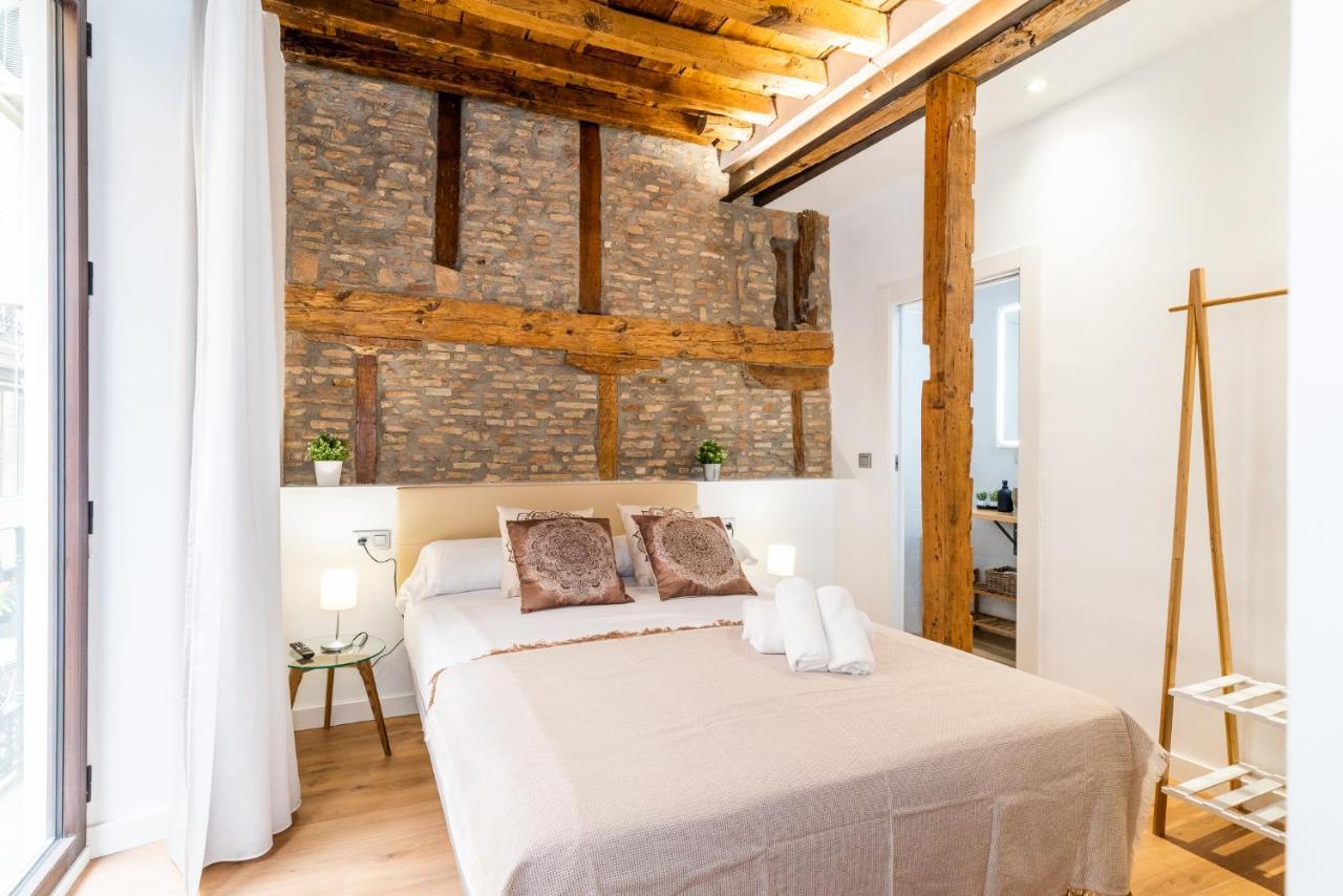 Wekey Homes Granada, Mesones Central Suites Екстер'єр фото